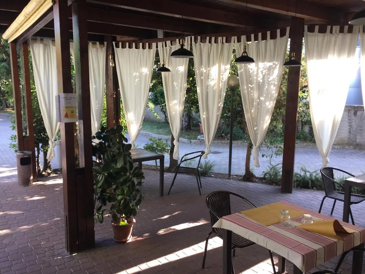 Aparthotel Manfre Vedelago  Guest house Vedelago (Treviso)