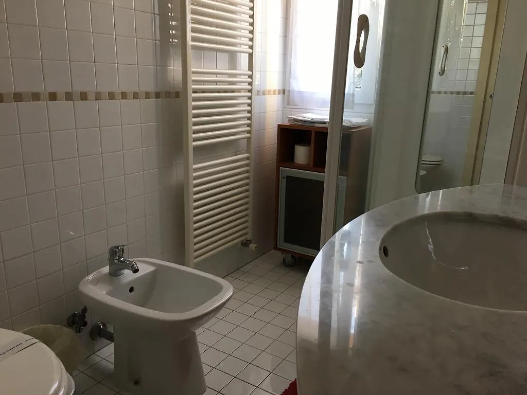 Aparthotel Manfre Vedelago  Guest house Vedelago (Treviso)
